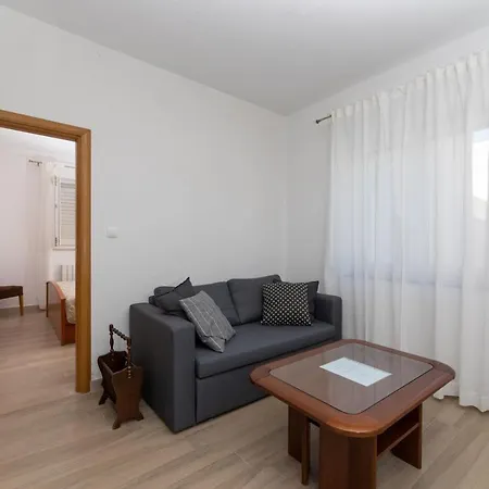 Apartments Ella Supetar Exterior photo