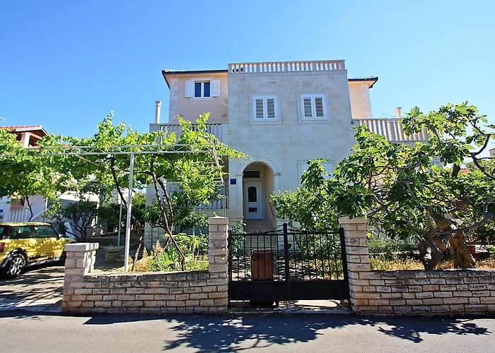 Apartments Ella