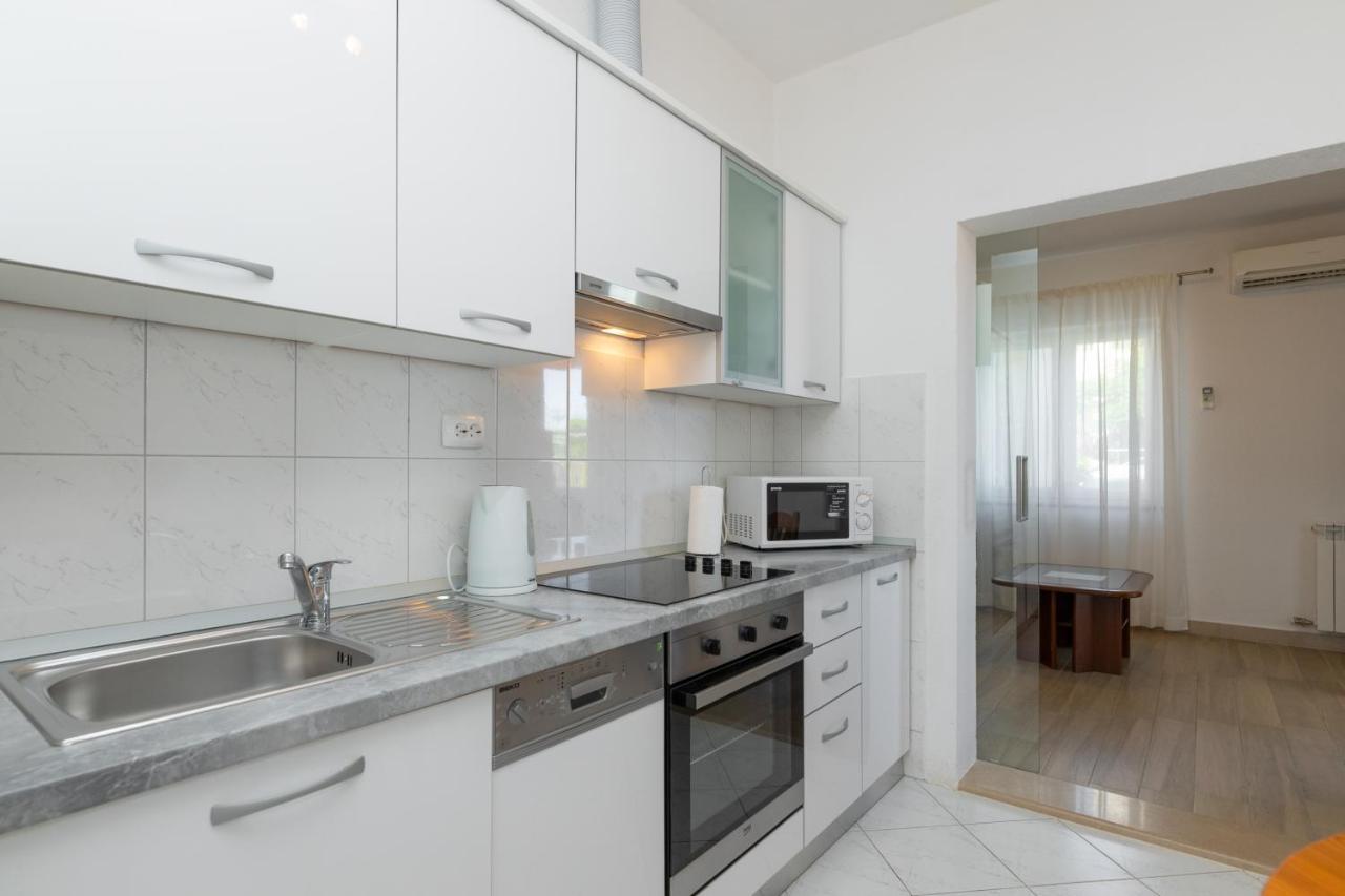 Ella Apartmán *